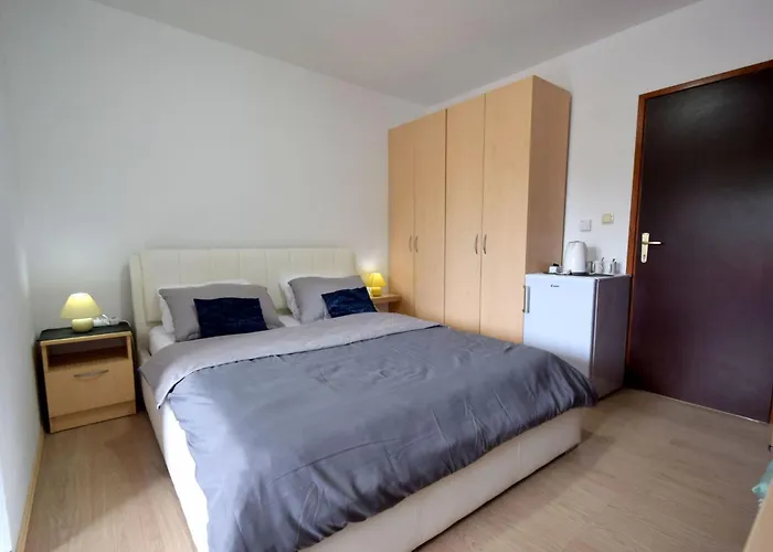 Letizia By Interhome Rasopasno